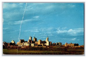 c1957 Postcard TX Dallas Texas Famous Sykline 