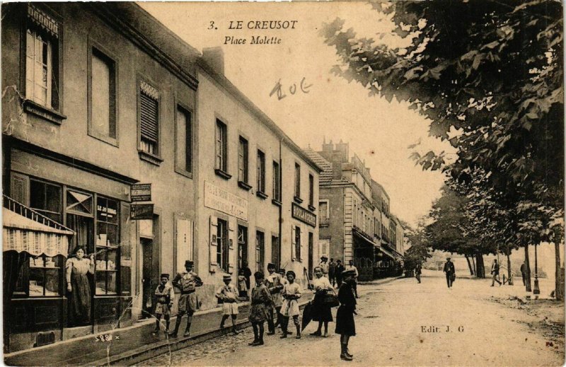 CPA Le CREUSOT - Place Molette (386732)