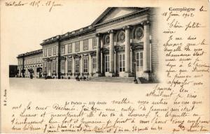 CPA COMPIEGNE le 18 juin 1902 - Le Palais - Alle droite (291289)