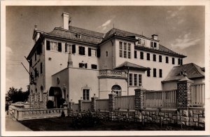 Hungary Eger The Municipal Crown Hotel Vintage RPPC C146