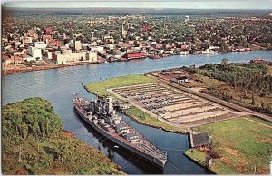 Postcard BOAT SCENE Wilmington North Carolina NC AJ4742