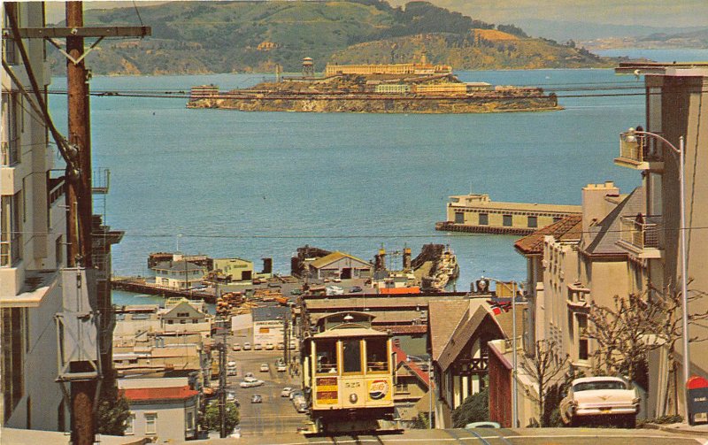 San Francisco California 1950s Postcard Cable Car on Hyde St Hill 