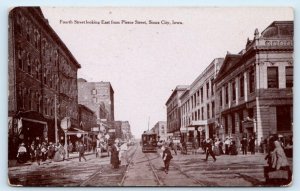 SIOUX CITY, IA Iowa ~ FOURTH STREET SCENE Railroad Streetcar 1908 Postcard