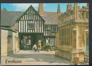 Worcestershire Postcard - Abbot Reginald's Gateway, Evesham  T4291