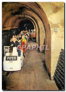 Postcard Modern Champagne Piper Heidsieck Reims Train