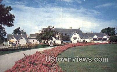 Honey Bear Farm - Genoa City, Wisconsin