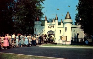 Canada - ON, London. Storybook Gardens, Castle Entrance