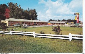 NORTH BAY, Ontario, Canada, 1940-60s; Pine Hill Motel, Classic Cars