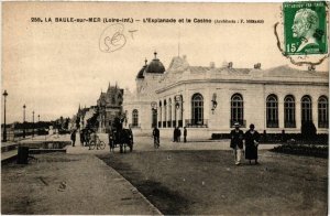 CPA La BAULE-sur-MER - L'Esplanade et le Casino (587251)