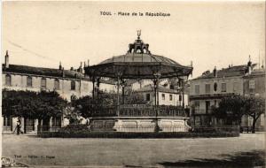 CPA Toul - Place de la Republique (277035)