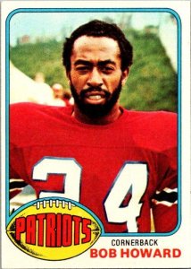 1976 Topps Football Card Bob Howard New England Patriots sk4405