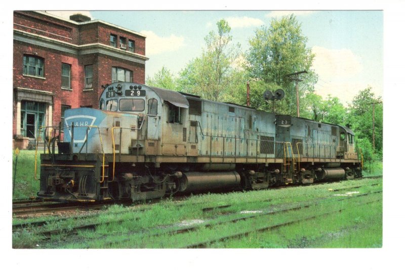 Lehigh & Hudson River Railway Train, Warwick, New York, 1976