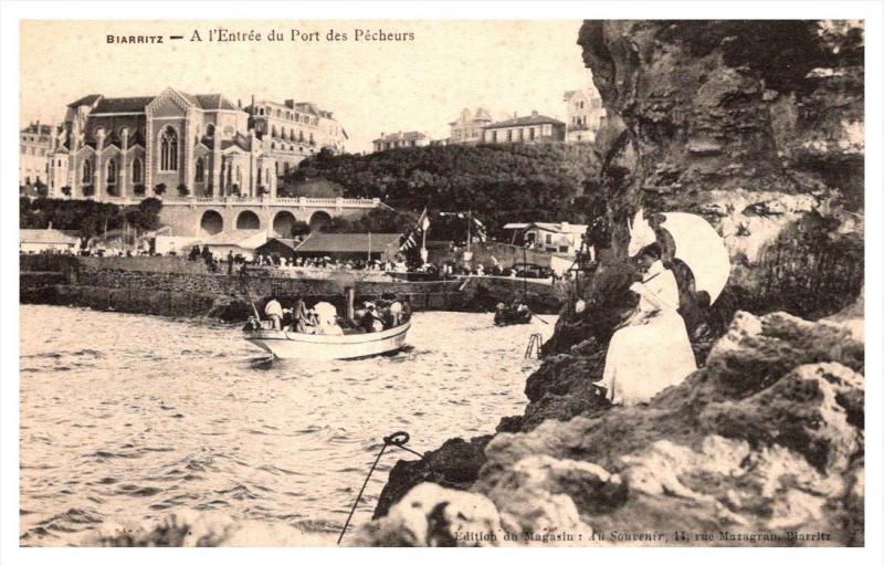 Biarritz  A l'Entree du Port des Pecheurs