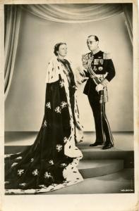 Dutch Royalty -  Prince Bernhard and Juliana   *RPPC                    