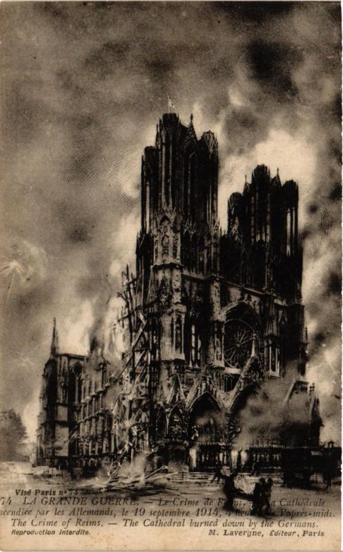 CPA  Militaire - Reims - La Cathedrale en feu - 1914  (695205)