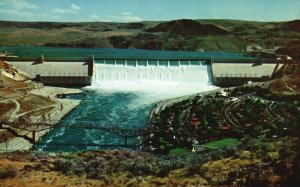 Vintage Postcard Grand Coulee Dam Mighty Columbia River Spokane Washington WA