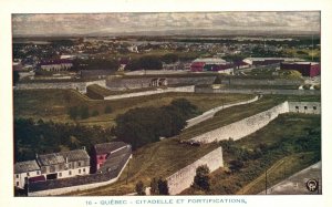 Vintage Postcard Citadel Et Fortifications City Castles Fortress Quebec Canada