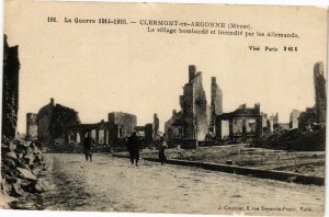 CPA Clermont en Argonne-Le village bombardé et incendié (184215)