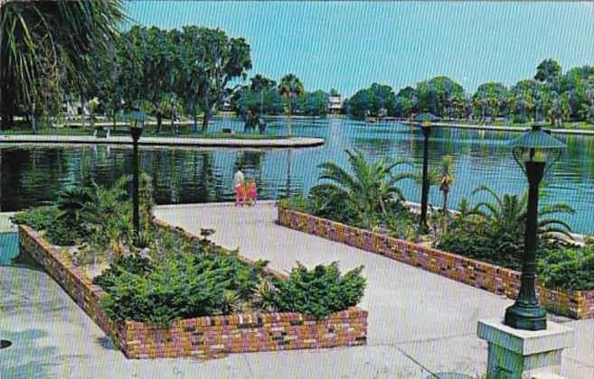 Florida Tarpon Springs Scene On The Spring Bayou 1974