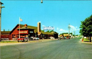 Mackinaw City, MI Michigan  HURON STREET SCENE Greyhound Bus Station  Postcard