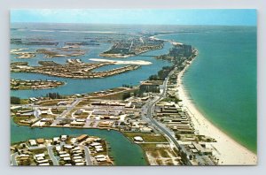Treasure Island Boca Ciega Bay St Petersburg Florida FL UNP Chrome Postcard P2