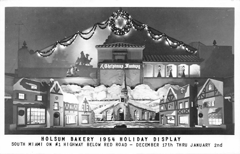 G16/ South Miami Florida RPPC Postcard c1950s Holsum Bakery Holiday Display