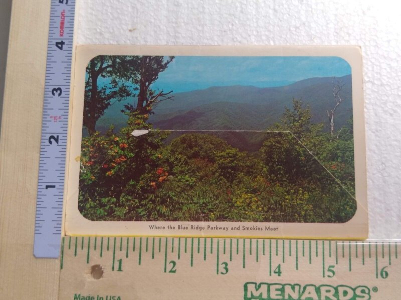 Postcard Folder Where the Blue Ridge Park and Smokies Meet, North Carolina