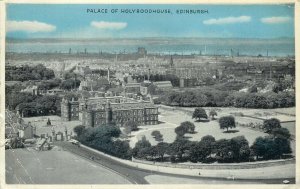 Postcard Europe UK Scotland Edinburgh palace of Holyroodhouse 1958