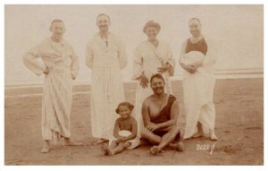 India  Family at Beach