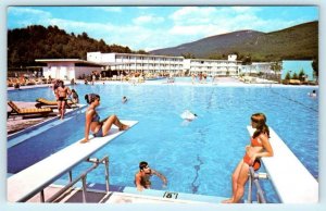 SPRING GLEN, New York ~ HOMOWACK LODGE Swimming Pool c1970s Roadside Postcard