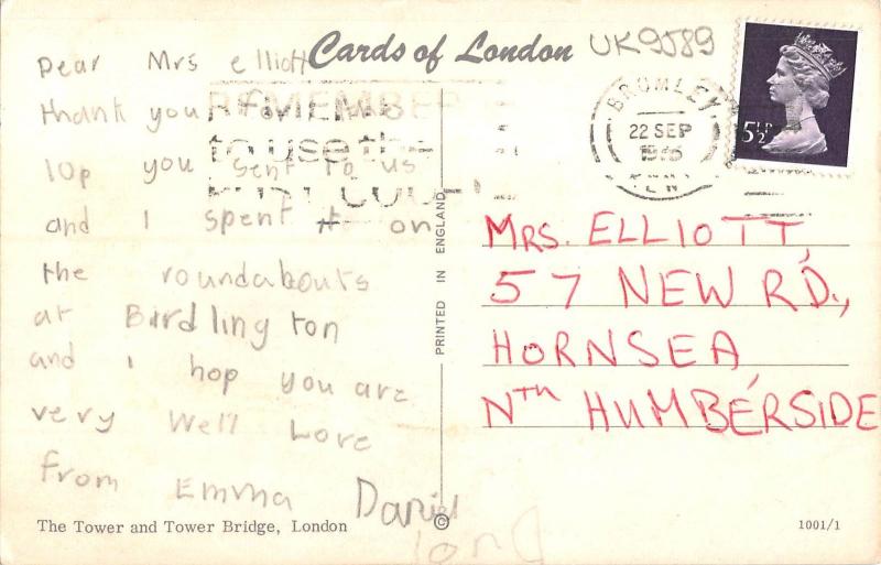 uk9589 the tower and tower bridge london uk