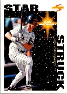 1989 Score Baseball Card Don Mattingly New York Yankees sk20875