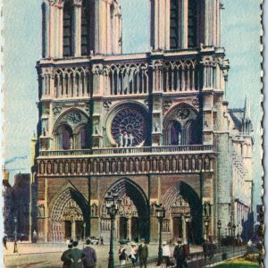 c1920s Paris, France Notre-Dame Cathedral Gothic Architecture Rose Window A359