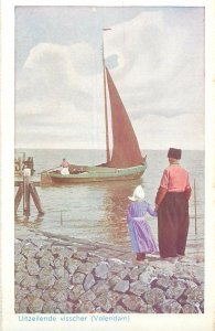 Postcard Netherlands Volendam  ethnic types and scenes fishing boat