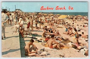 1972 BUCKROE BEACH VIRGINIA VA CROWD SCENE VINTAGE SWIMWEAR FASHIONS POSTCARD