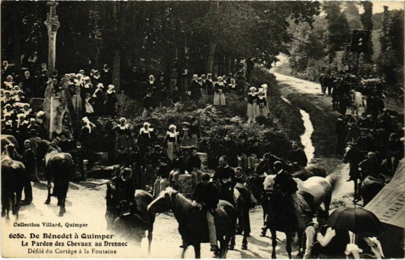 CPA Quimper- Defile du Cortege a l Fontaine FRANCE (1026804)