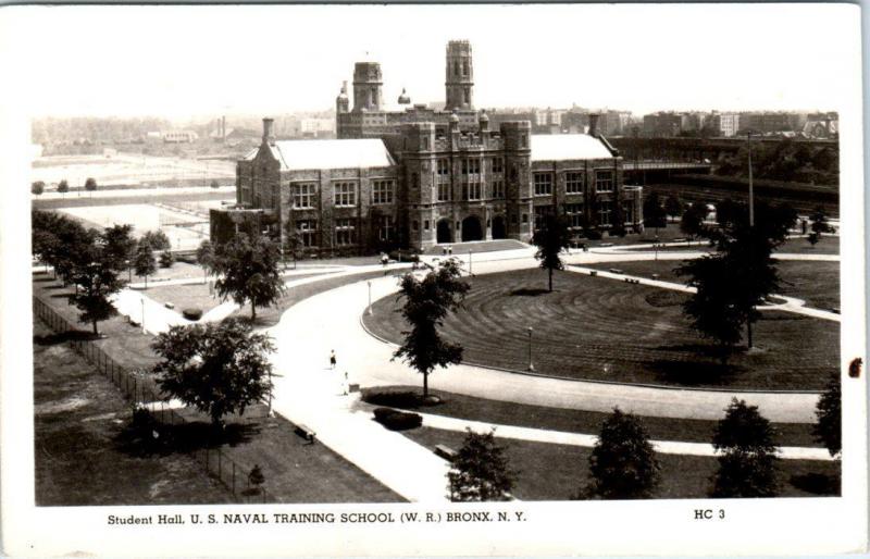 RPPC   BRONX, NY   U.S. Naval Training School   STUDENT HALL  1944  Postcard