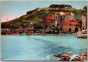 Saint-Tropez ~ Le Vieux Port et la Citadele France Boats Mountain Postcard