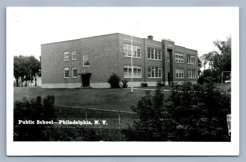 PHILADELPHIA NY PUBLIC SCHOOL VINTAGE REAL PHOTO POSTCARD RPPC