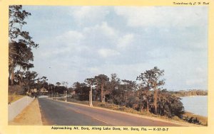 Approaching Mt Dora Along Lake Dora - Mount Dora, Florida FL  