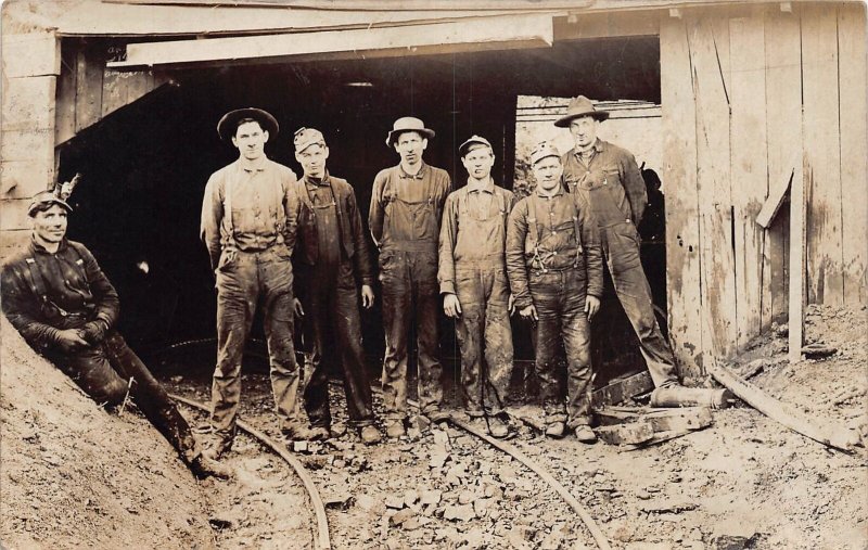 ZC1/ Near Bridgeport Ohio RPPC Postcard c1910 Freter Bros. Coal Mine 154