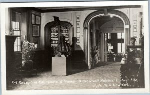 postcard President Franklin D. Roosevelt FDR - Hyde Park NY home Reception Hall