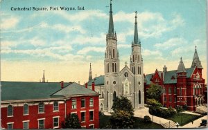 Postcard IN Fort Wayne Cathedral Square Old Car Street Lamps C.1910 F3