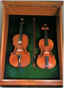 Mozarts Viola, Salzburg Mozart Museum Austria postcard