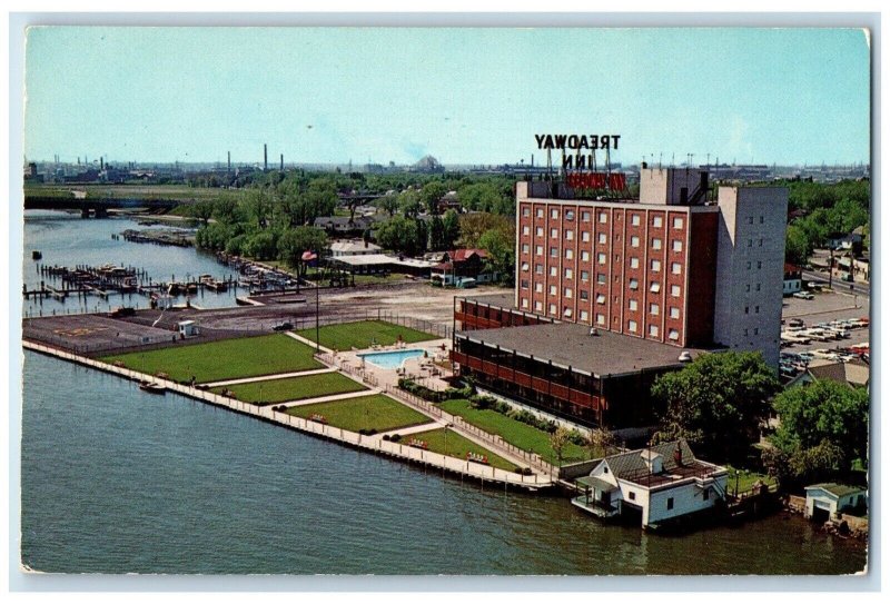 c1950's Birds Eye View Treadway Inn Niagara Falls New York NY Vintage Postcard
