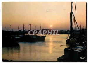 Modern Postcard Saint Gilles Croix de Vie Vendee The Croix de Vie harbor at s...