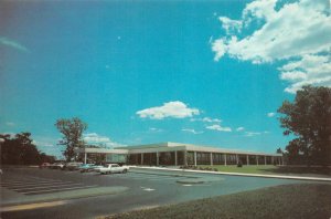 Bridgeport, CT Connecticut  ITALIAN COMMUNITY CLUB  4X6 Continental Postcard