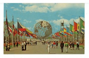 NY - NY World's Fair 1964-65. Unisphere, Promenade of the Court of Nations