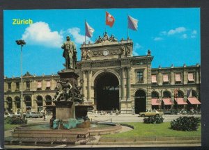Switzerland Postcard - Zurich, Bahnhofplatz, Alfred Escher-Brunnen T4336