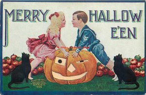 265453-Halloween, IAP 1908 No IAP01-6, Bernhardt Wall, Boy & Girl Lean on JOL